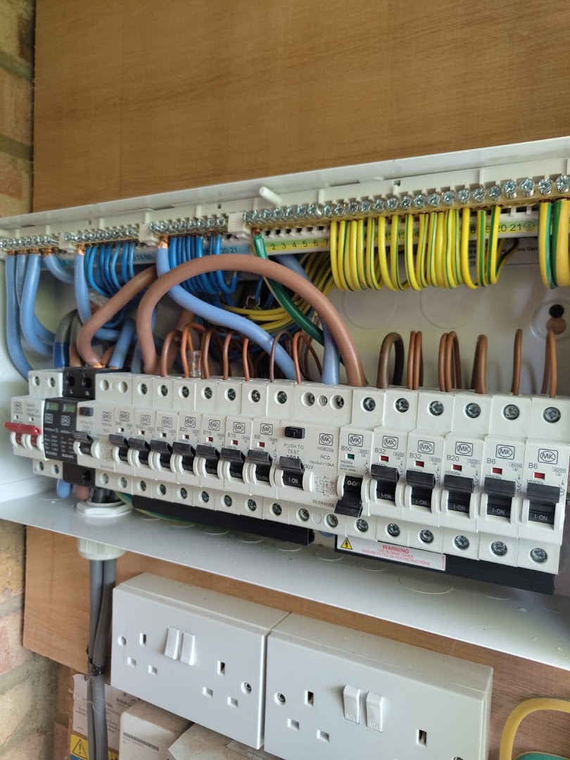 Electrician Emergency SKOP — Photos 12