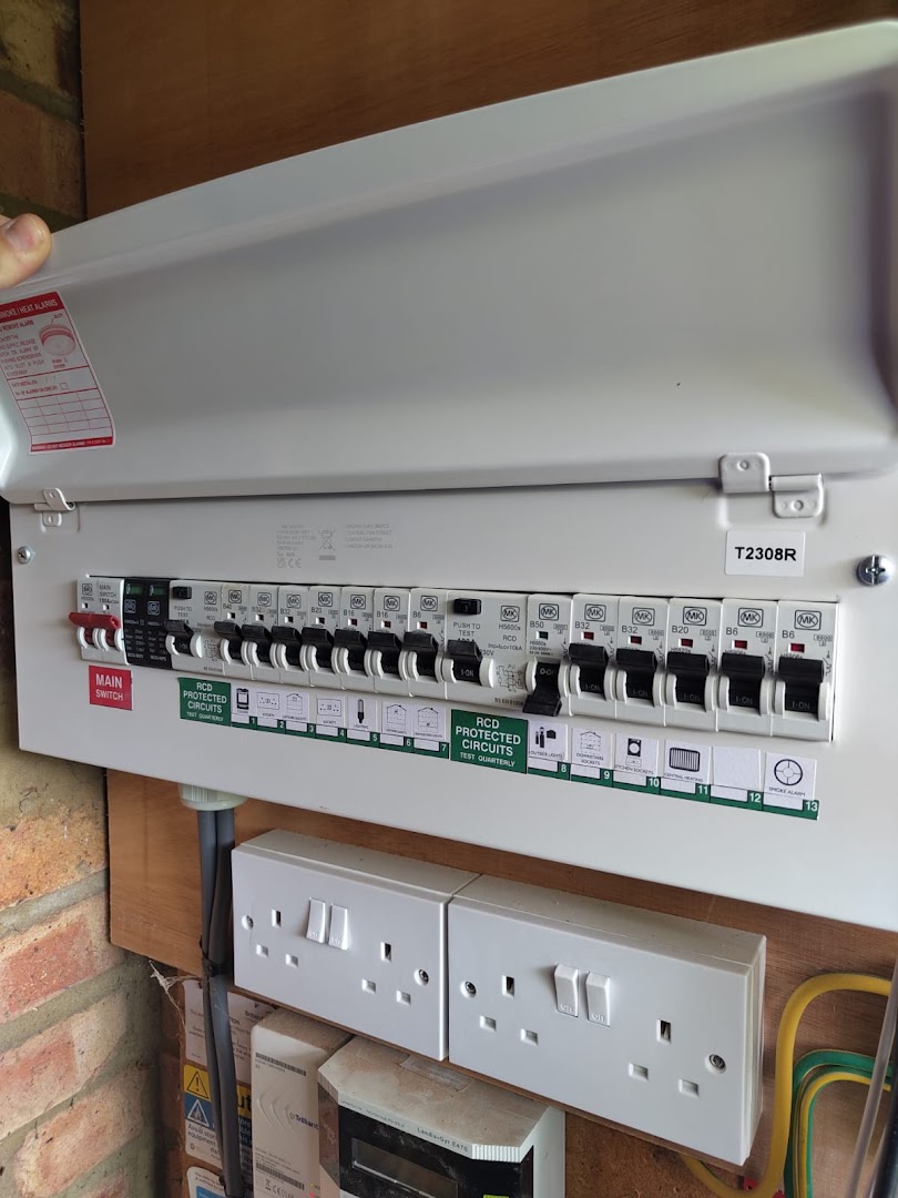 Electrician Emergency SKOP — Photos 5